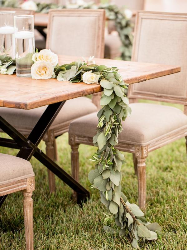 Rent table chair best sale online